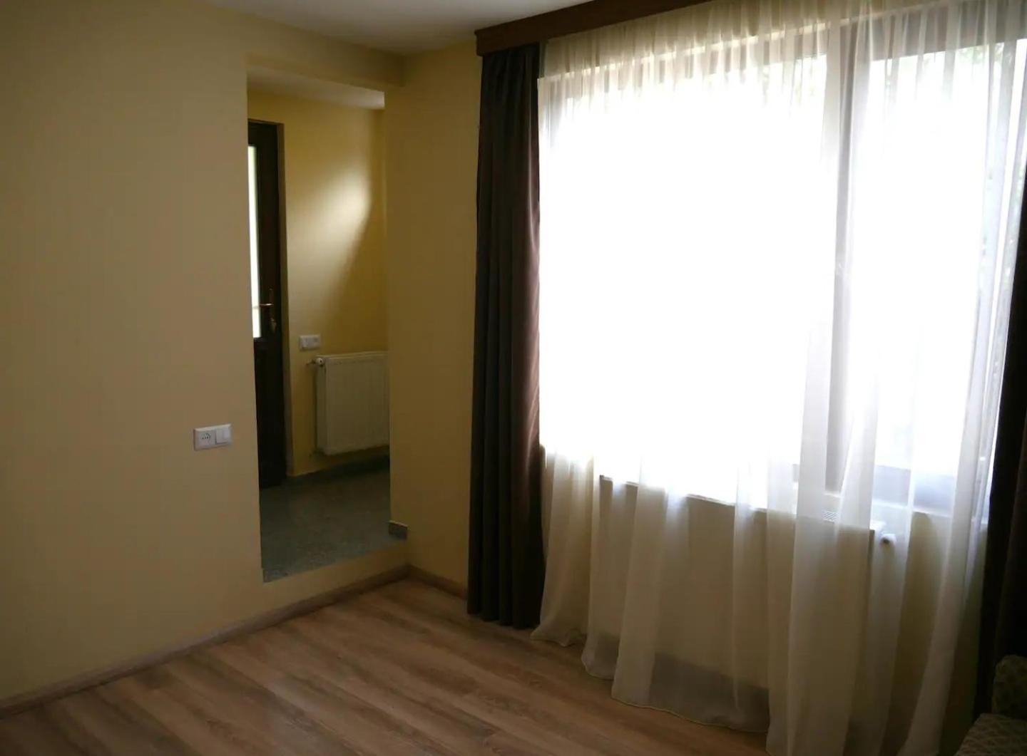 Luxury Apartment At Pirosmani 22 In Central Borjomi ห้อง รูปภาพ
