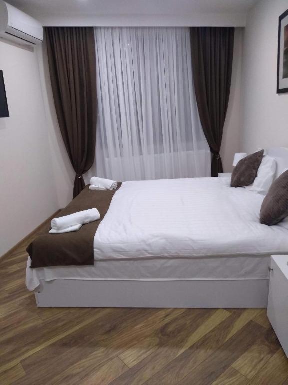 Luxury Apartment At Pirosmani 22 In Central Borjomi ห้อง รูปภาพ
