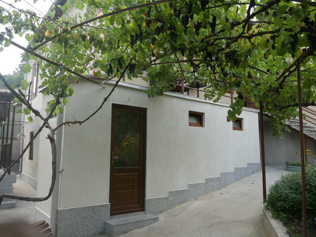 Luxury Apartment At Pirosmani 22 In Central Borjomi ภายนอก รูปภาพ